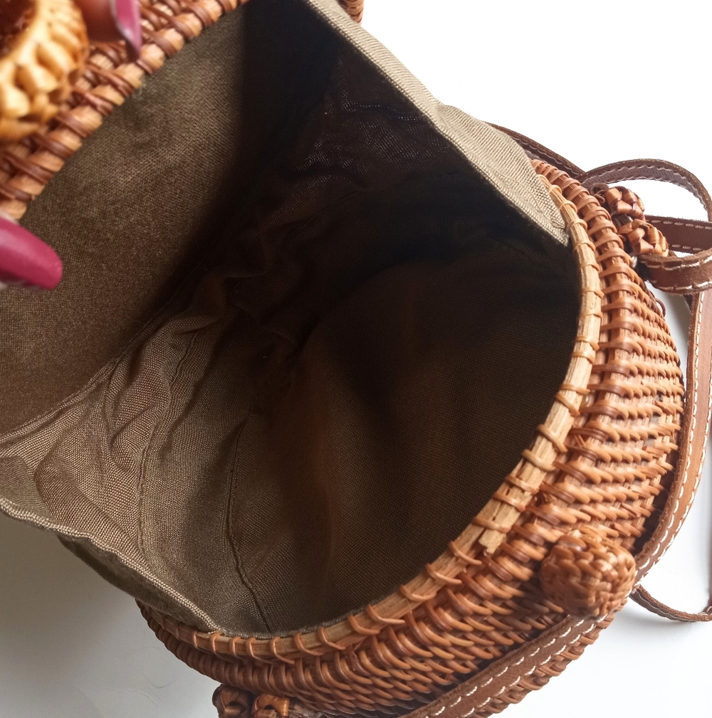 Woven Rattan Handmade Circular Brown Crossbody Shoulder Bag - Picture 5 of 8